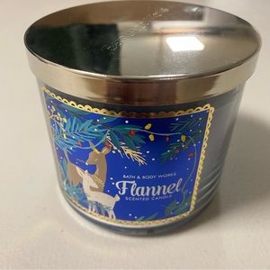 Flannel - triple wick Candle NEW